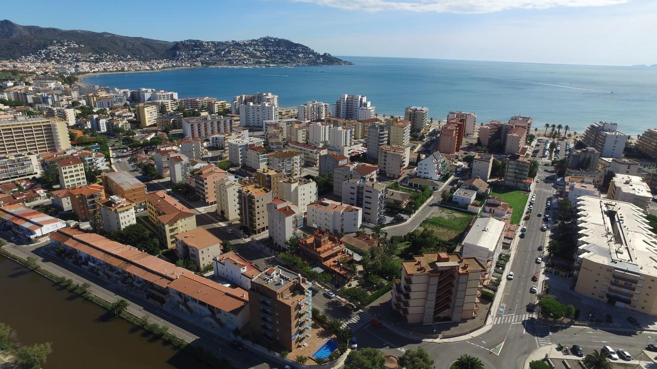 Inmosantos Apartamentos Daniel Росес Екстер'єр фото